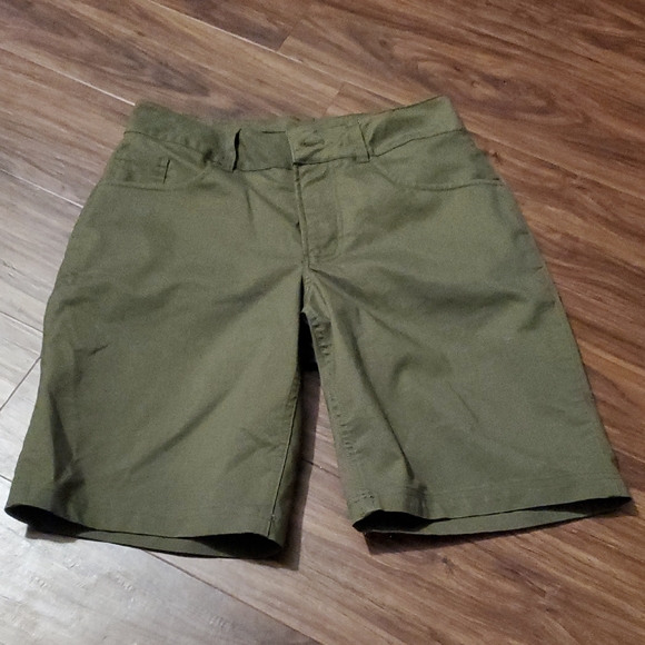 KUIU Olive Flat Front Men's Shorts - Picture 1 of 12